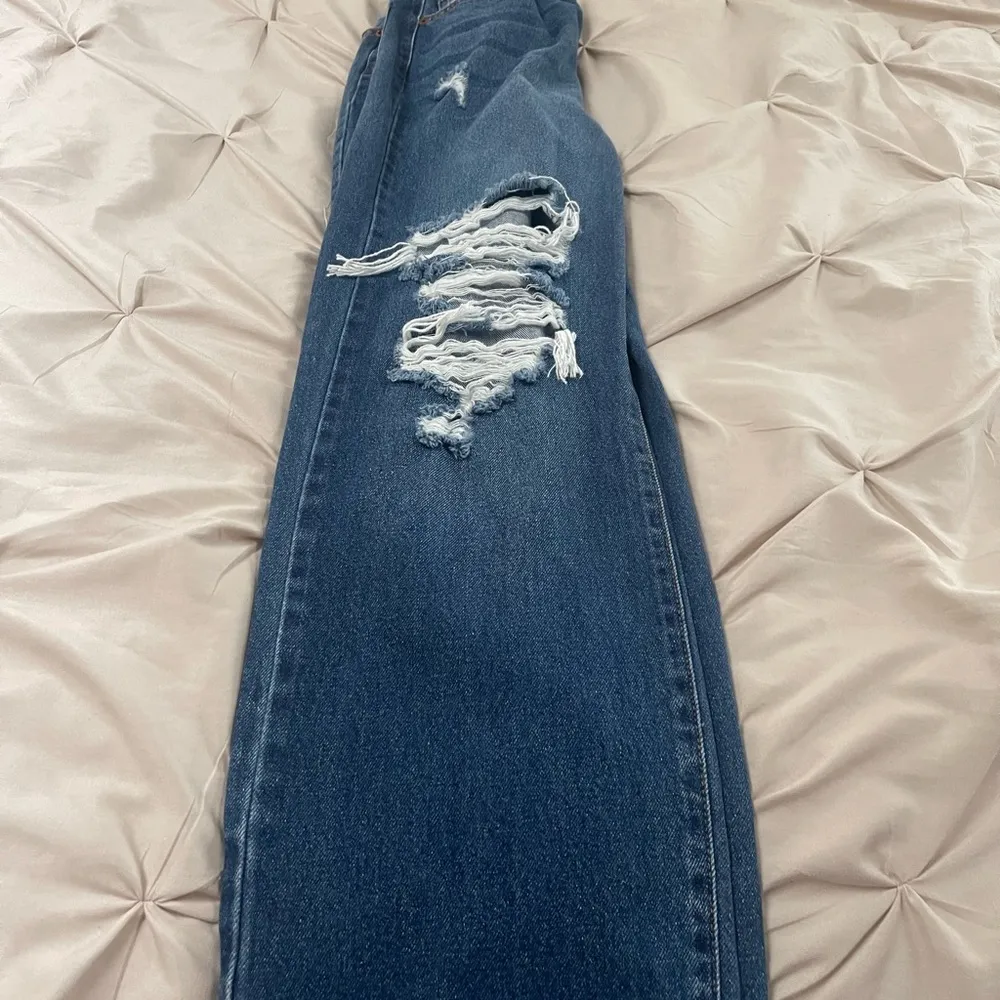 High Waisted Women’s Jeans - Image 3