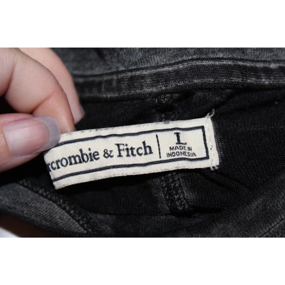 Women's Abercrombie & Fitch Black Gray Pull Over Short Sleeve T Shirt Top Size L - Image 3