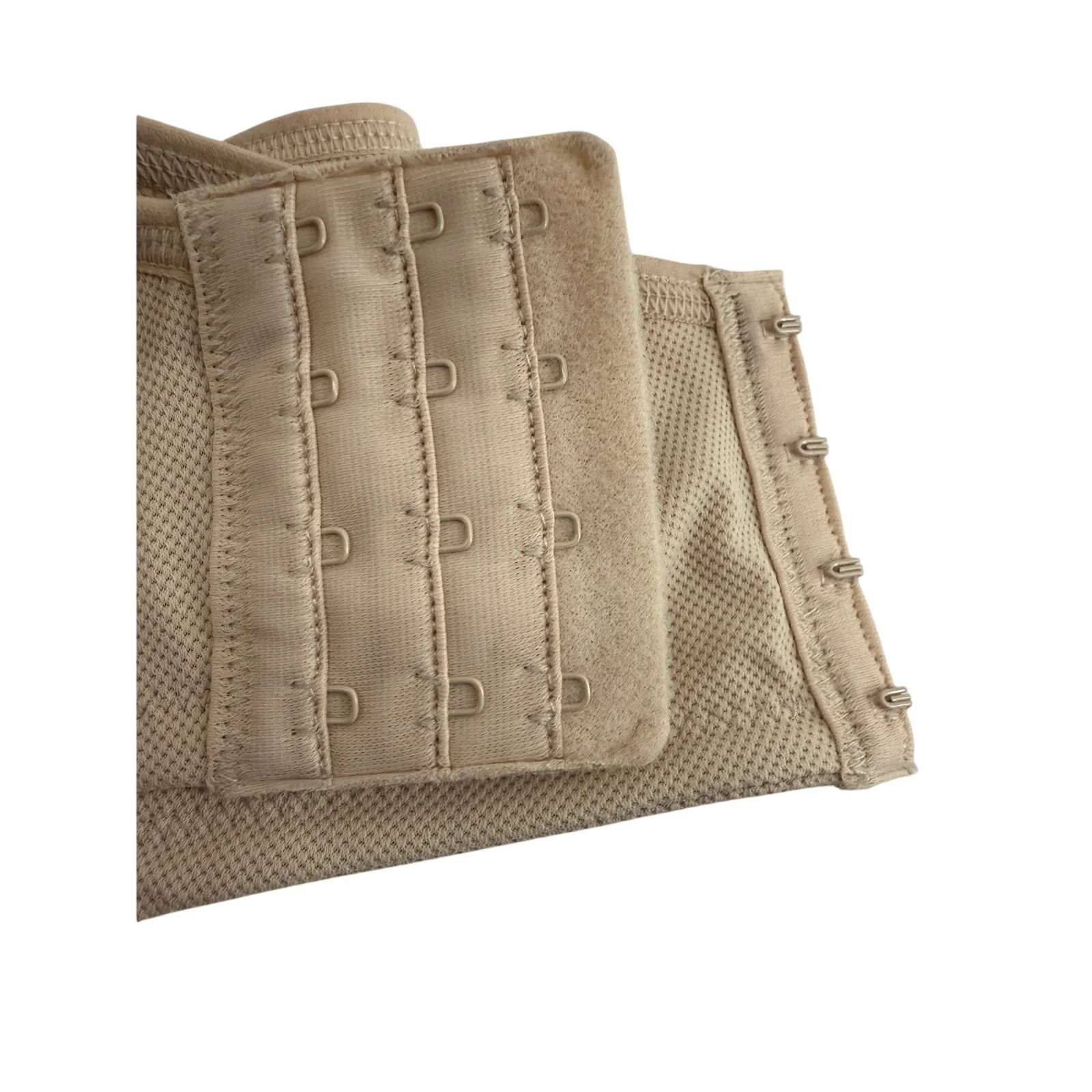 Wacoal Simone Sport Underwire Bra Neutral Sand 36G - Image 4