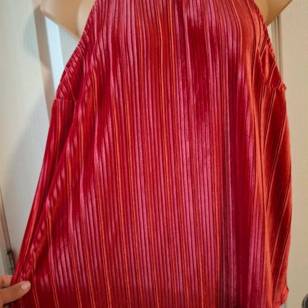 Torrid Sz 1 Elegant Red Pleated Halter Top - Image 7