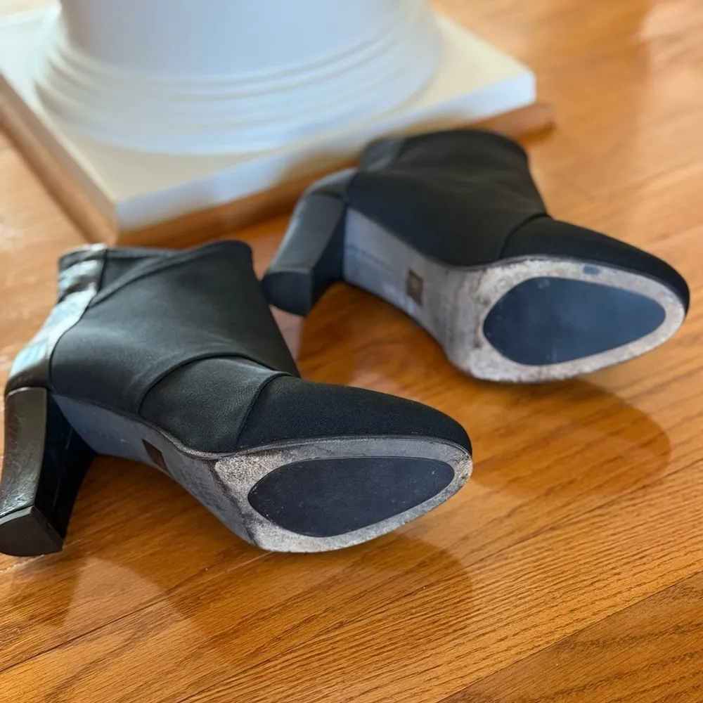 Eileen Fisher Women’s Nylon and Leather Black Heeled Ankle Boots Size 7.5 - Image 6