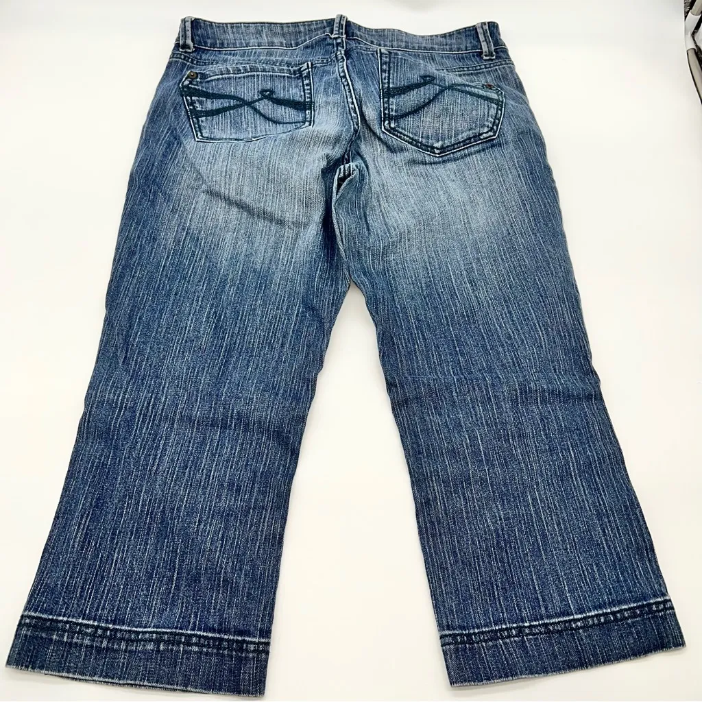 DKNY East Cropped Village Blue Denim Jeans Vented at the Hem w/Branded Button-8 - Image 3