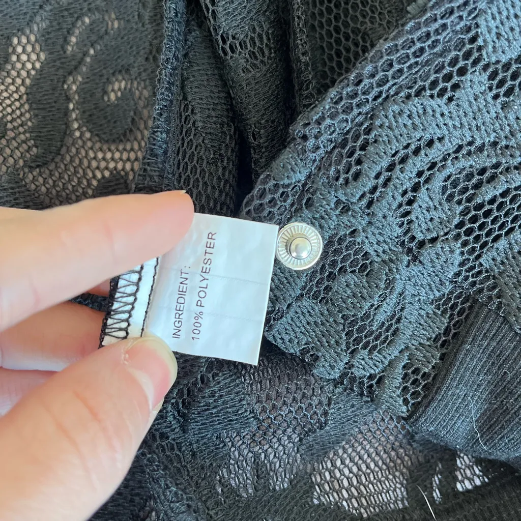 Never worn: Women's black lace bomber Jacket size XL - Image 6