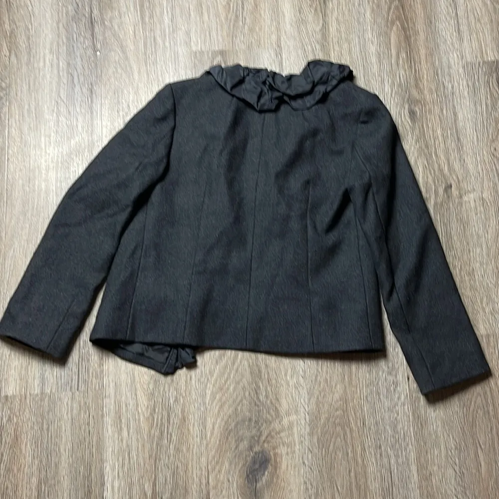 J. Crew Black Wool Ruffle Top/Blazer Size 4 - Image 9