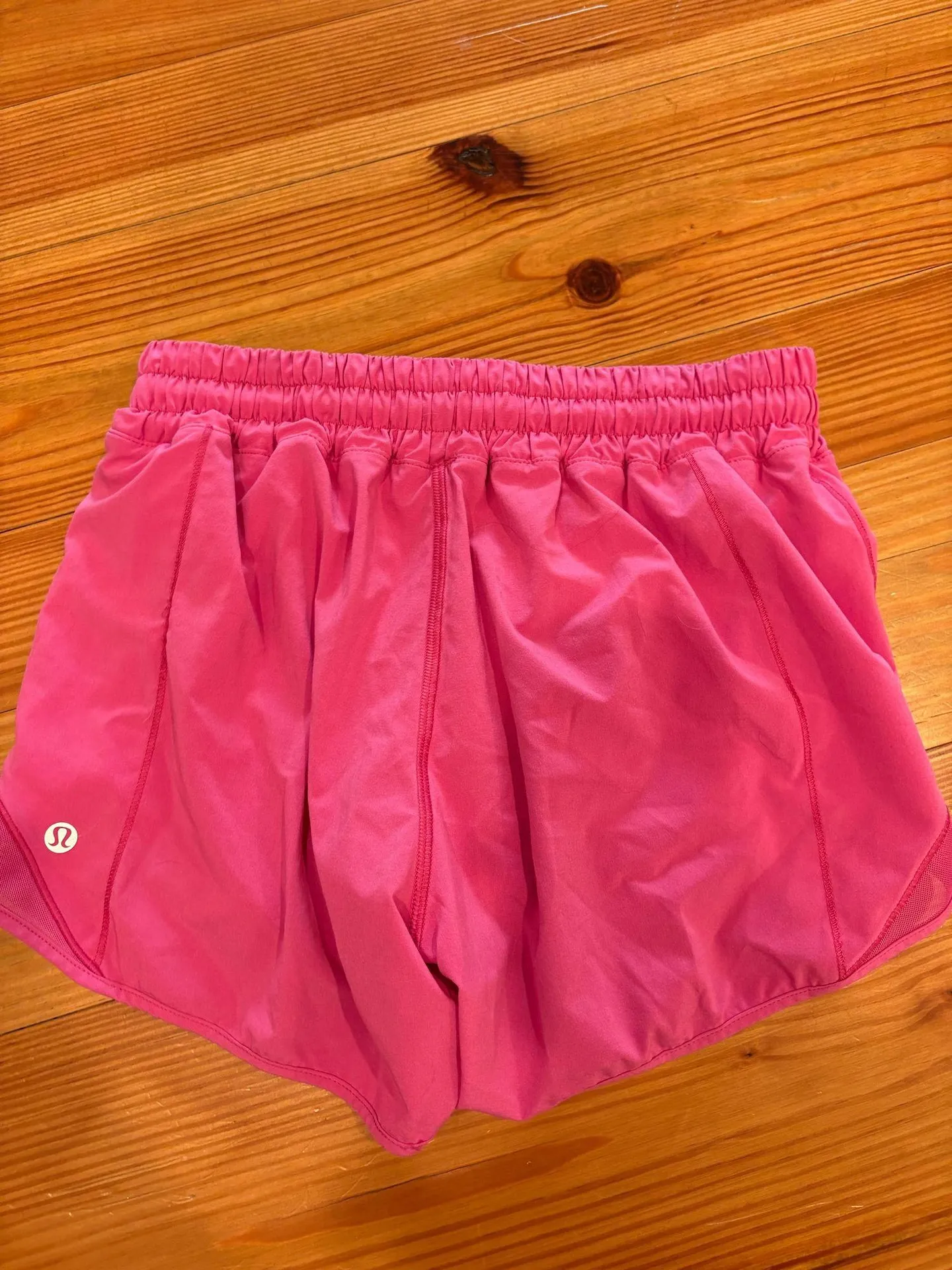 Hotty Lululemon Hot Shorts High-Rise - Image 3