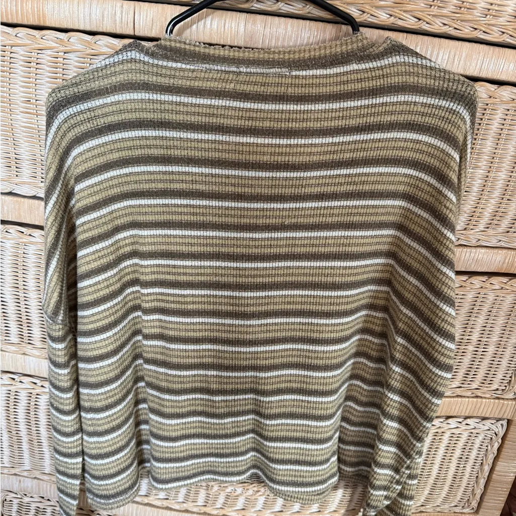 Urban Outfitters Oversized Lightweight Striped Sweater - Image 5