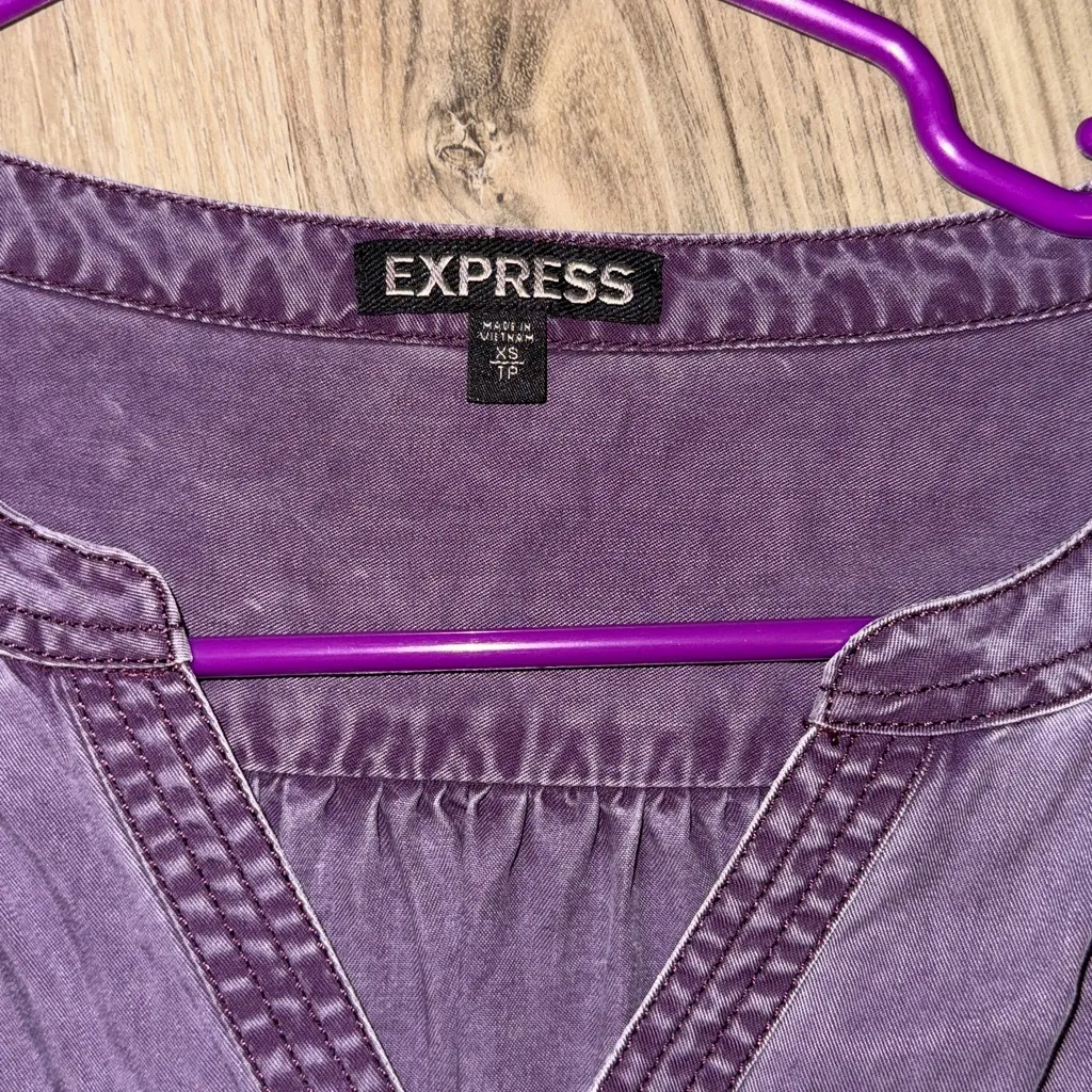 Express Lavender V-Neck Blouse - Image 2
