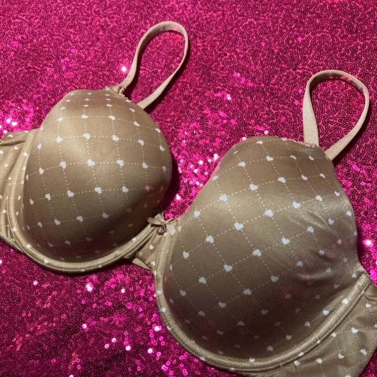 Body by Victoria Lightly Lined Push Up Bra Size 38D - Image 12