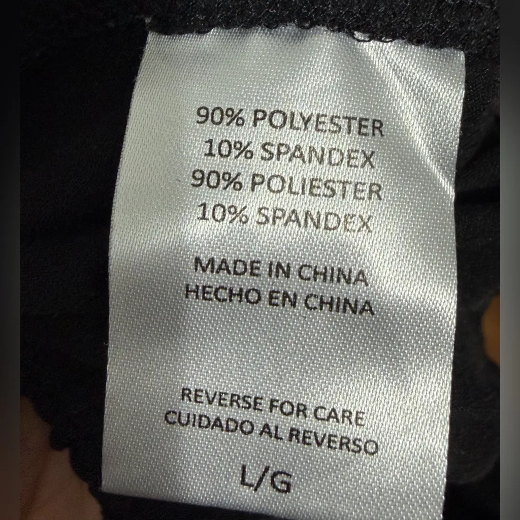 Pacific Trail Women’s Black Athletic Shorts L Zipper Pocket(A302) - Image 8