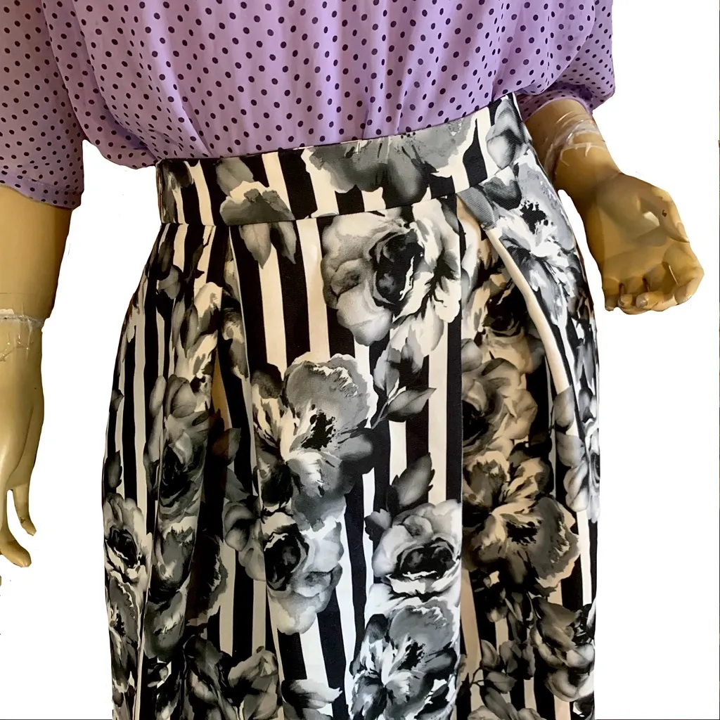 CITY CHIC BLACK, GRAY & WHITE FLORAL AND STRIPED PRINT FULL SKATER SKIRT (20) - Image 8