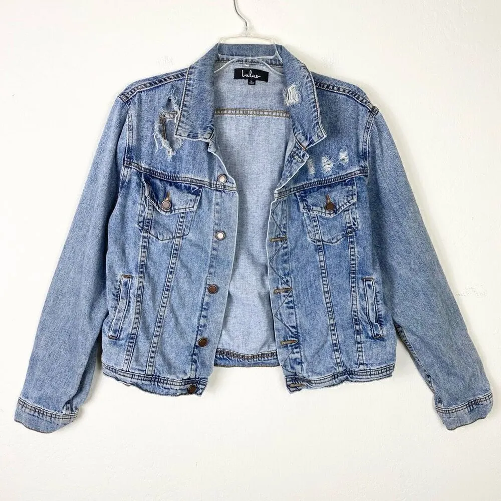 Lulu’s Distressed Ripped Light Wash Denim Button Up Jean Jacket Size L Blue Size L - Image 3