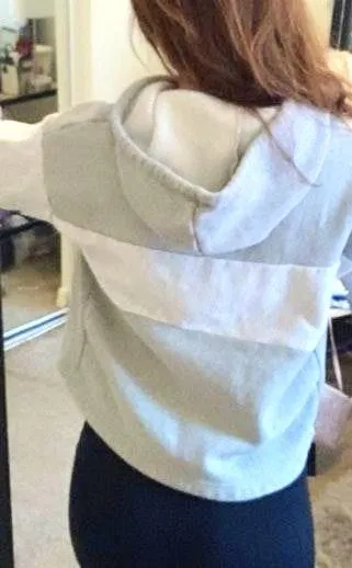 UNC Cropped Sweatshirt - Image 2