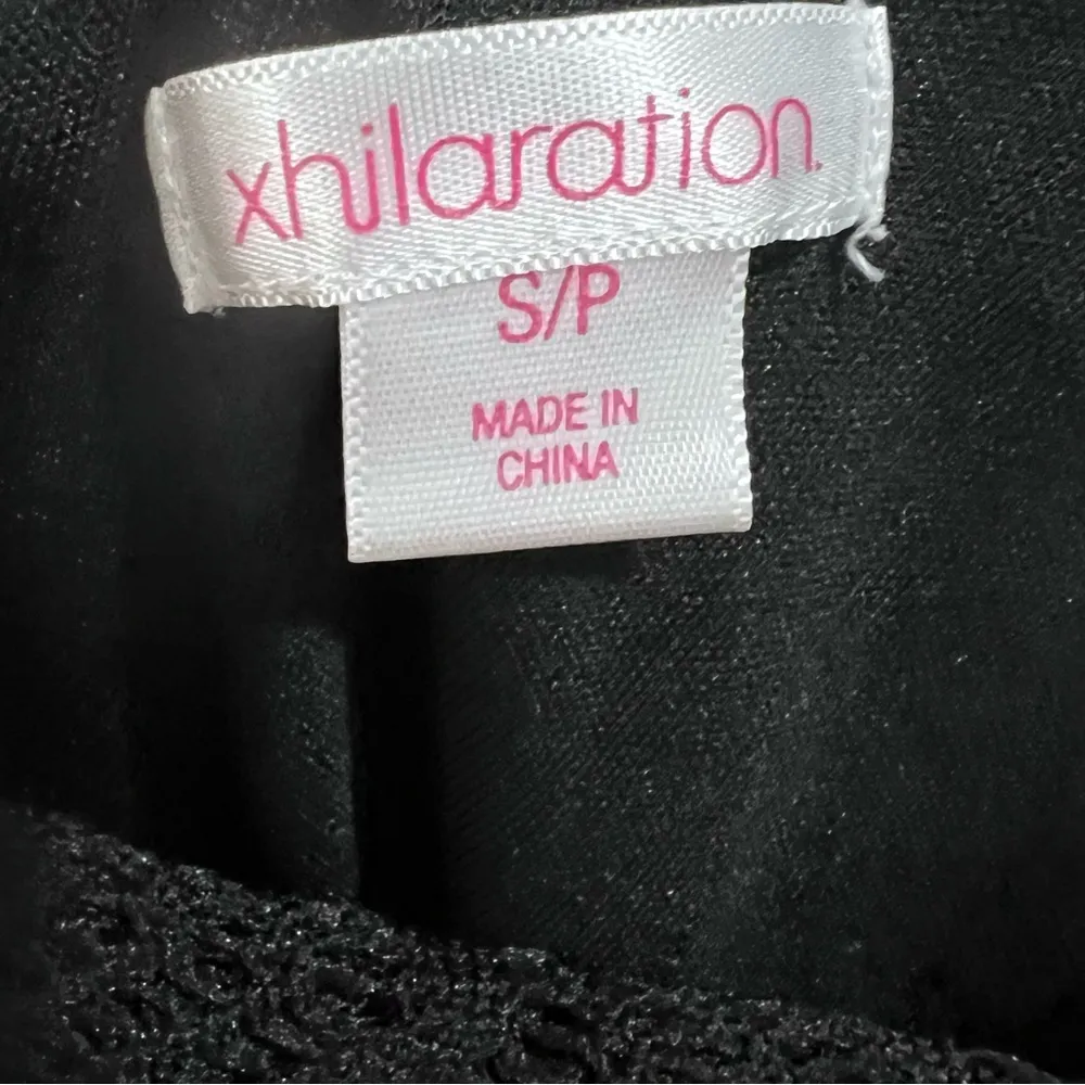 Strappy tribal print romper with pockets size small - Image 7