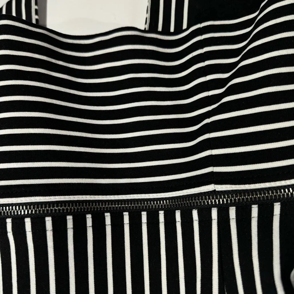 New Chico's Striped Knit Jacket Black & White Size Medium Chico's Size‎ 1 - Image 4