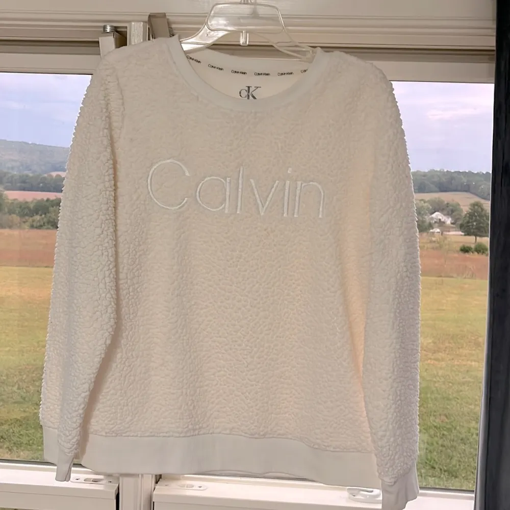 Calvin Klein Fluffy Pullover Winter White Cream Comfy Sweatshirt Womens Small - Image 5