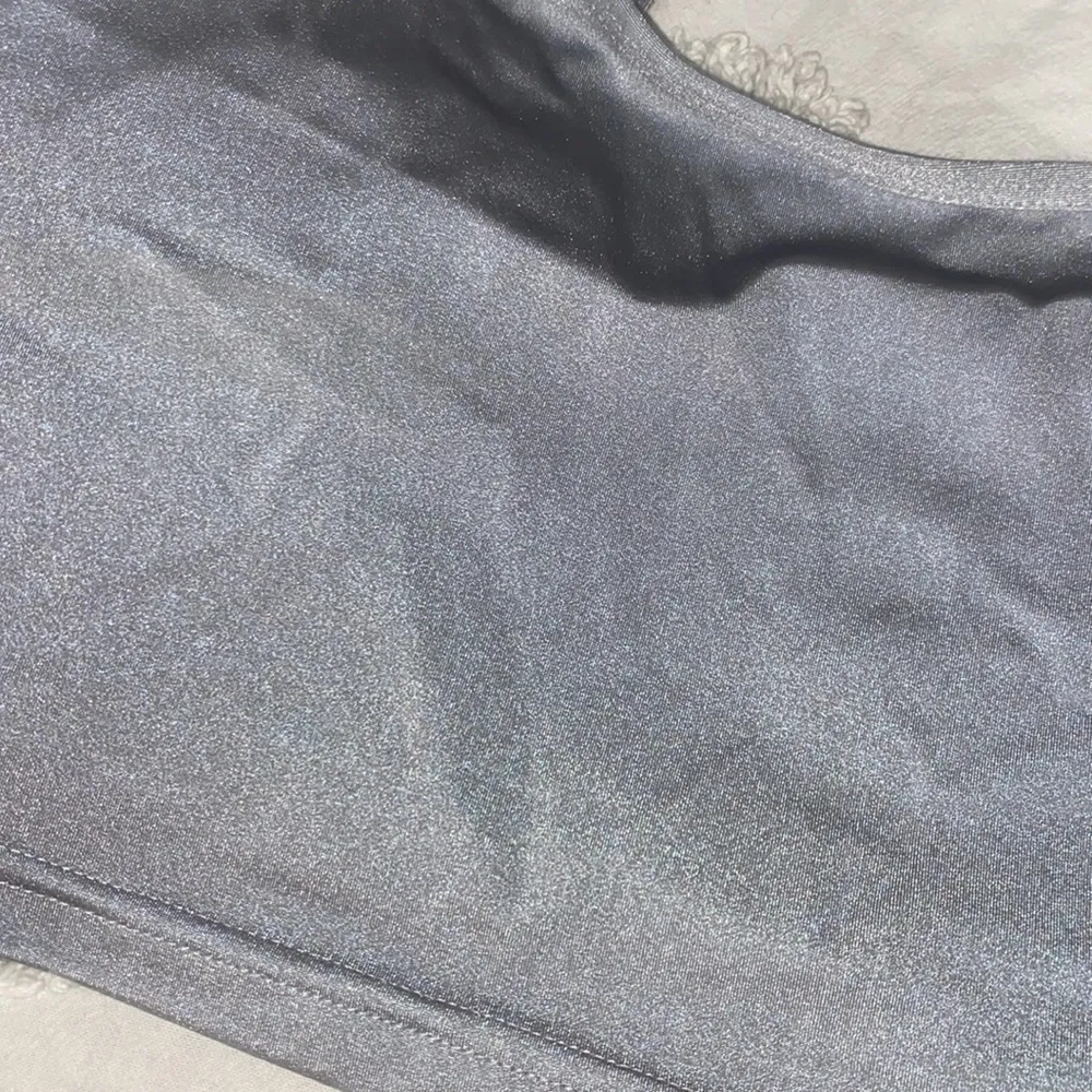 Silver TNA crop top - Image 2