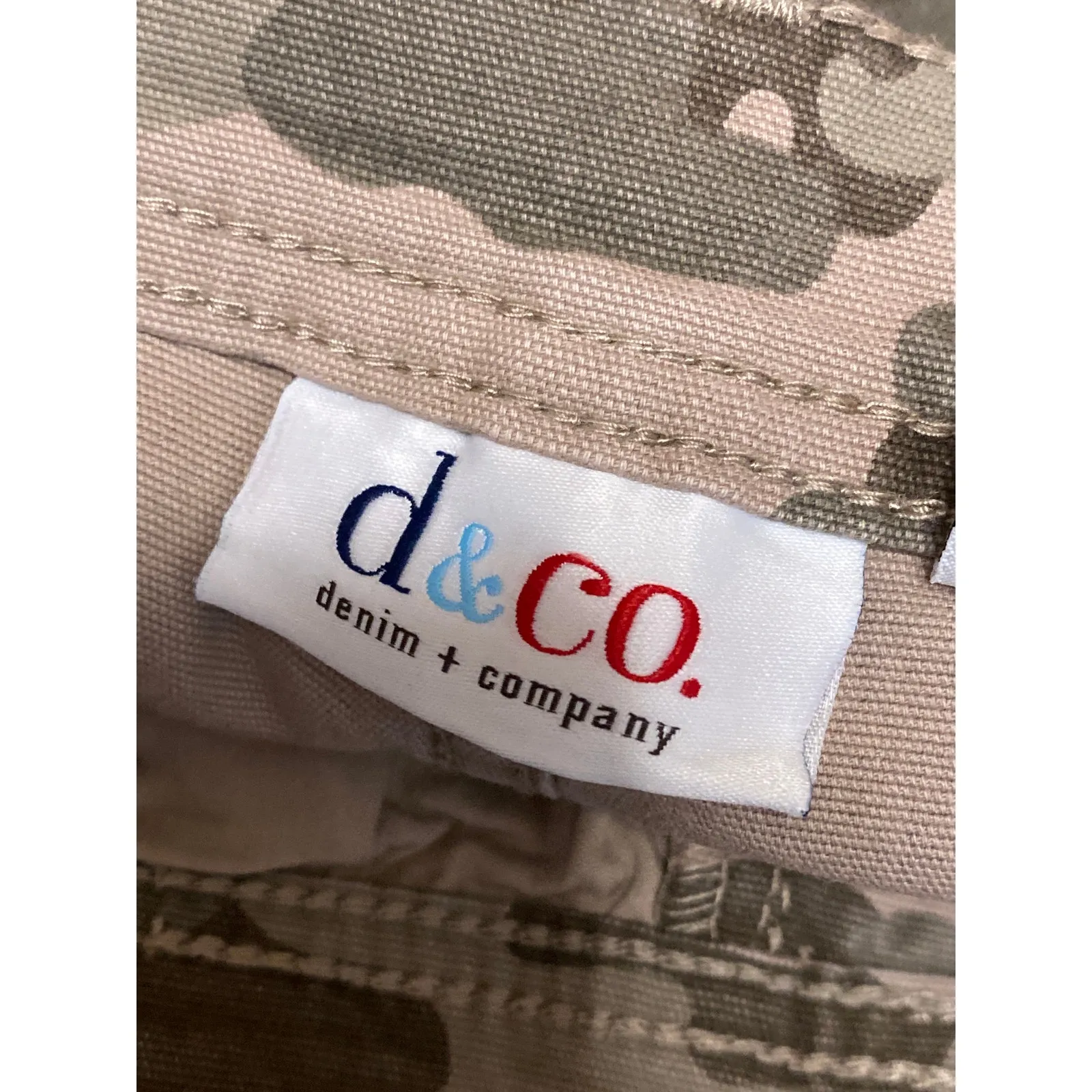 D&Co Denim & Co Women's Green Camo Army Military Straight Denim Jeans Size 14 - Image 3