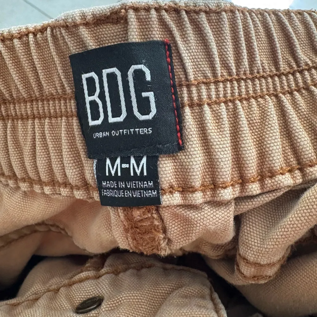 BDG Tan Cargo Joggers Size‎ Medium - Image 8