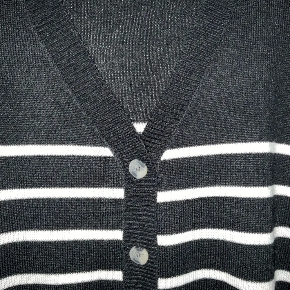7 Runway Button Down Stripe Oversized Sweater Size Medium Black Cream - Image 3
