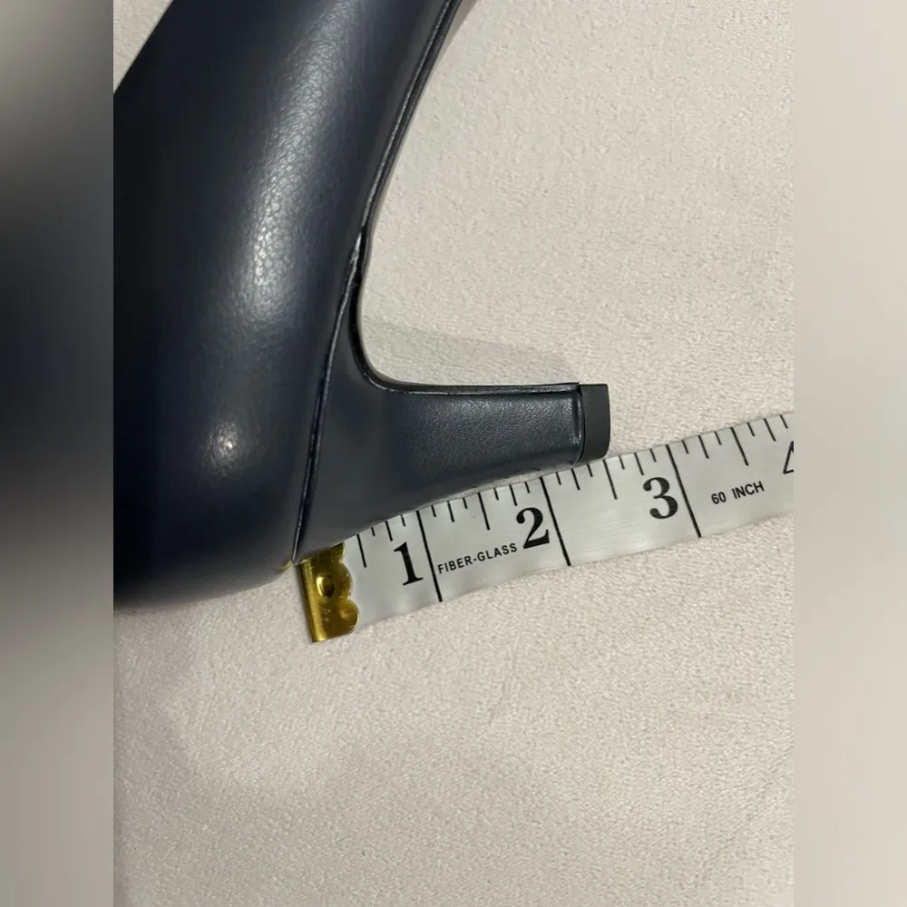 New Easy Street Navy 2.5” Heels Pumps Size 7.5 - Image 9