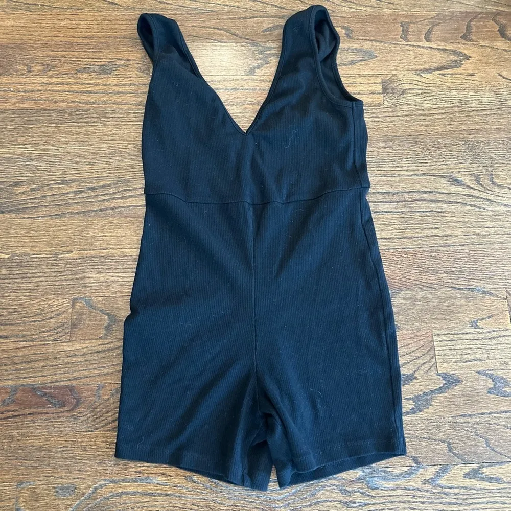 Lover and Friends Revolve Tommie Romper in Black Size Medium 1150 - Image 3