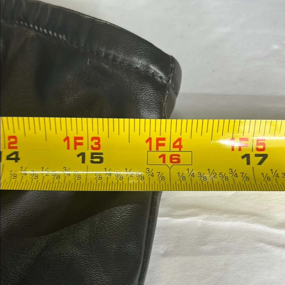 Wild Fable faux leather Black corset Crop Top zip back M concert festival party - Image 9