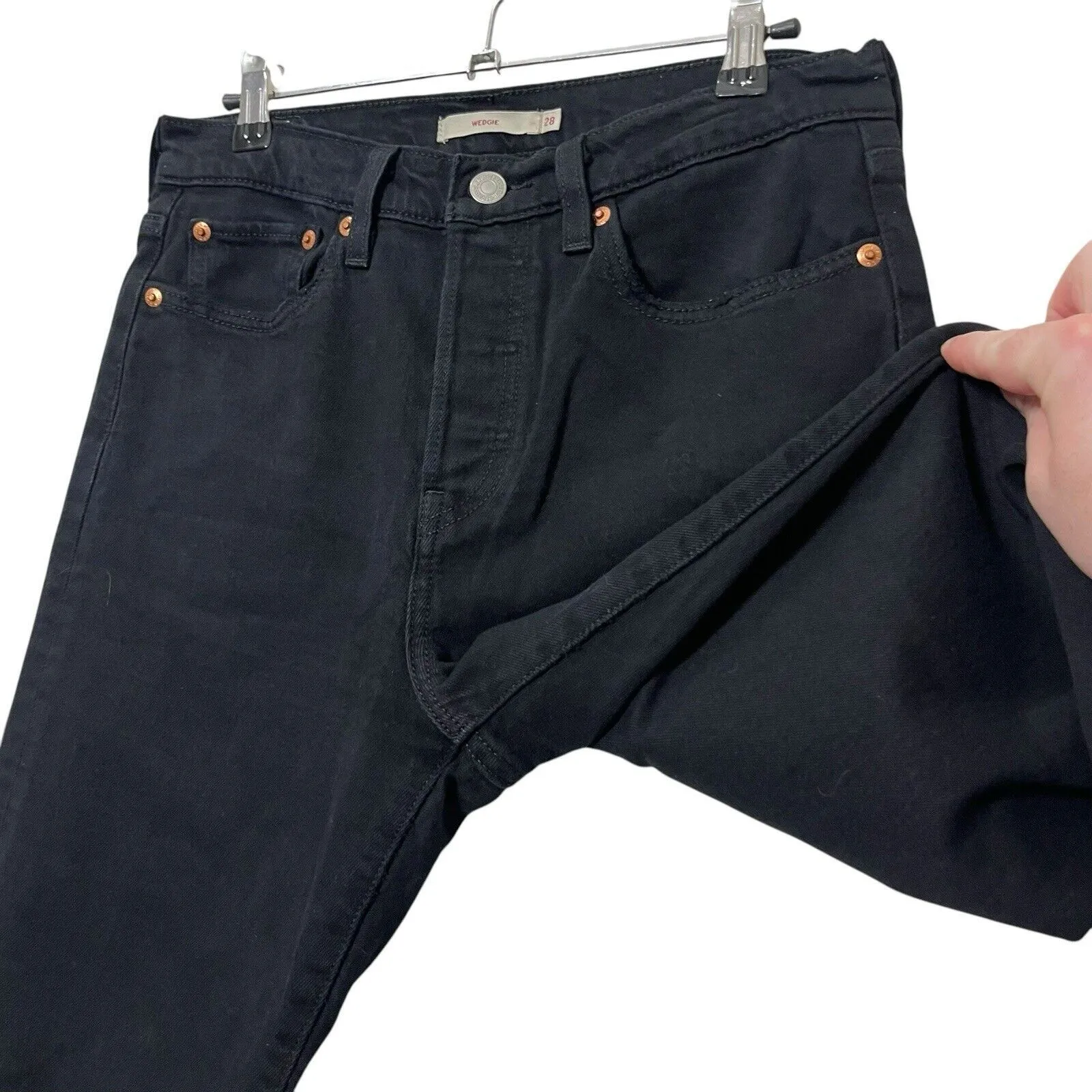 Levi’s Premium Wedgie High Rise Straight Leg Frayed Hem Black Jeans Women’s 28 - Image 5