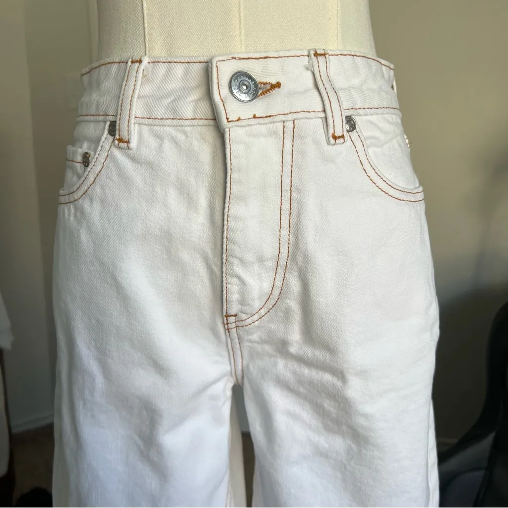 Ganni White Denim Jeans with Brown Contrast Stitching - Image 9