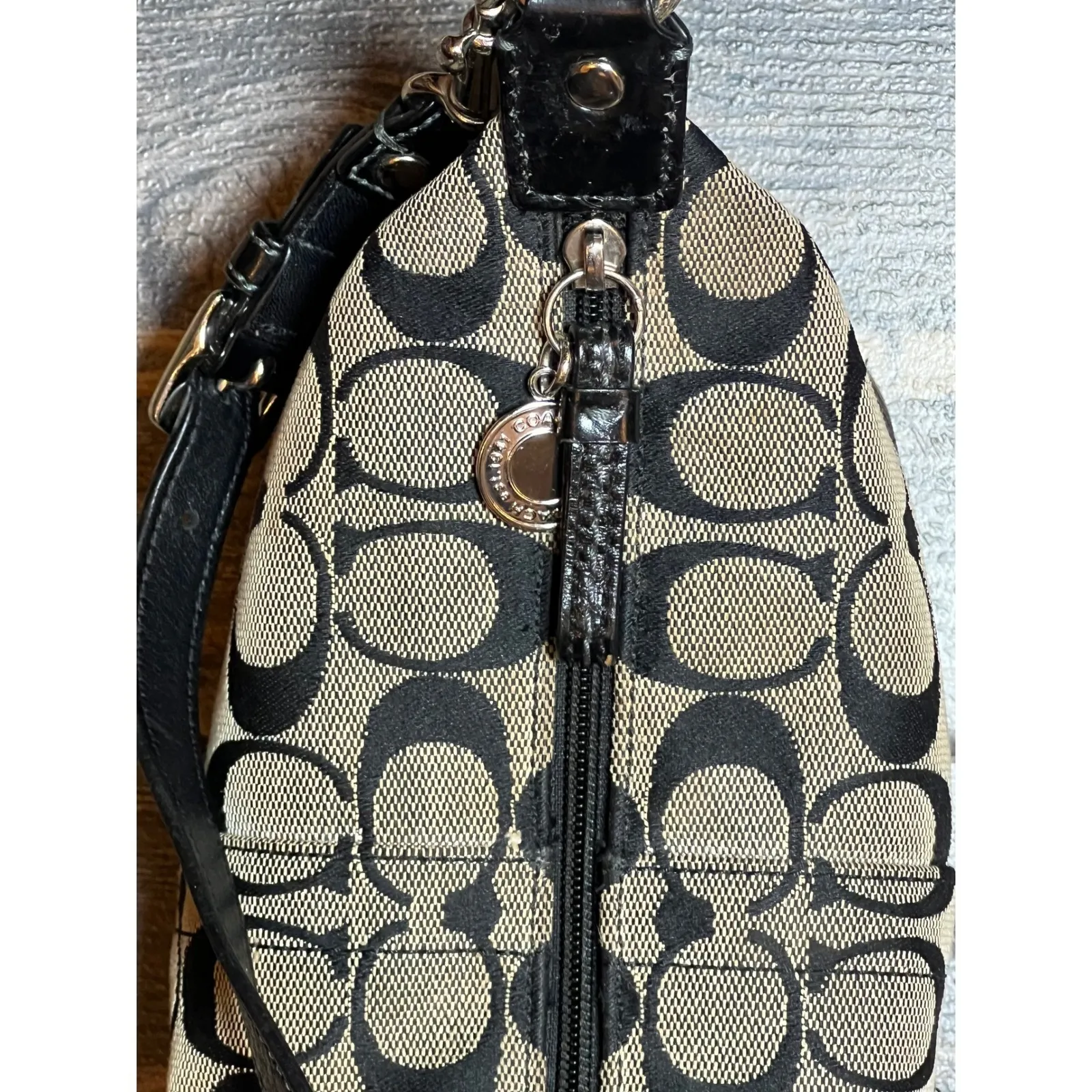 Coach Signature C Canvas Legacy Trim Hobo Shoulder Bag Purse Cosmetic 41642 Y2K - Image 4