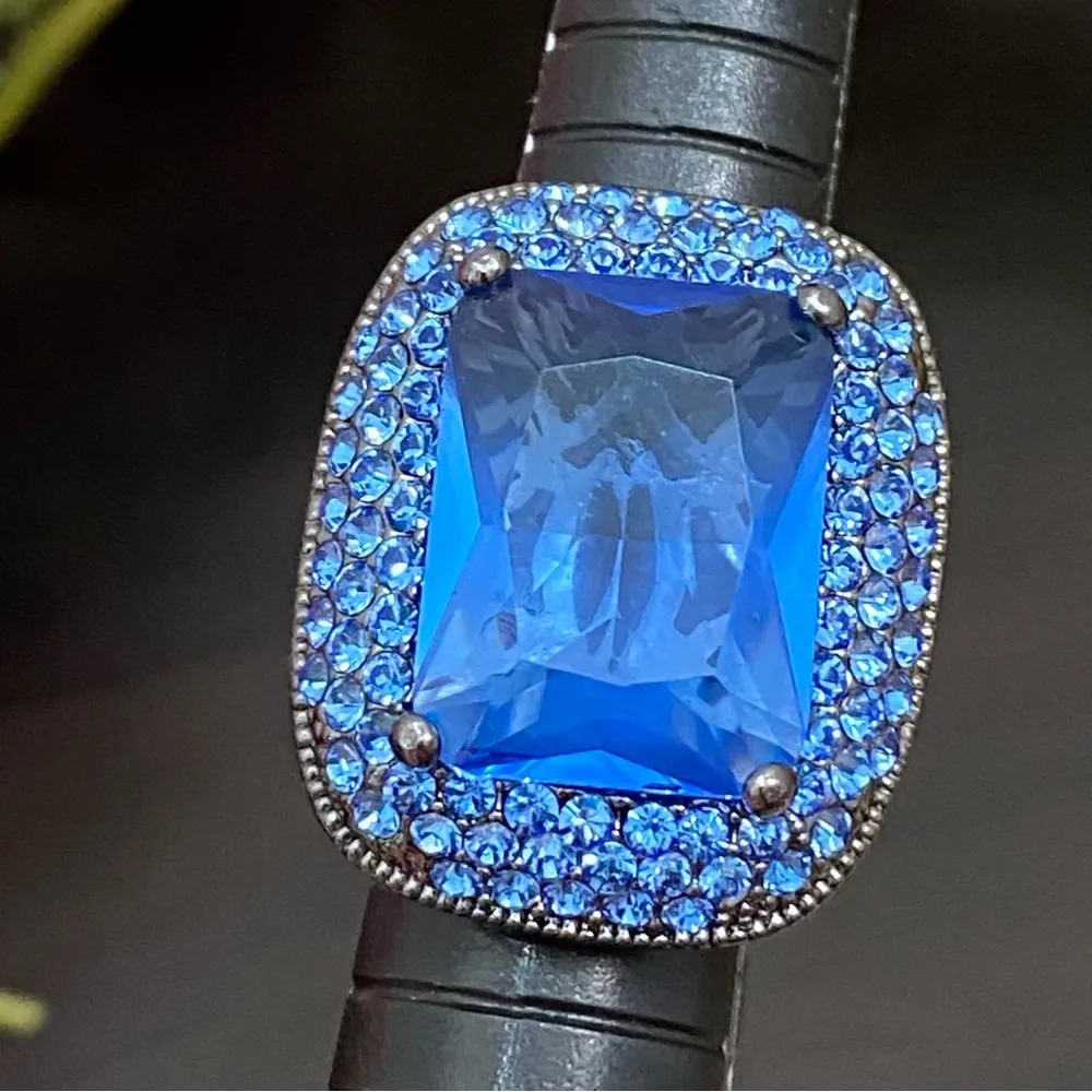 Joan Boyce Blue Stone Cushion Cut Pavé Statement Cocktail Ring Size 6 - Image 11