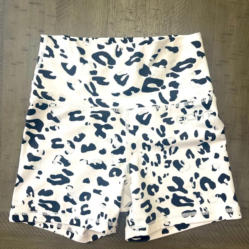 ECHT leopard workout shorts!!! - Image 3