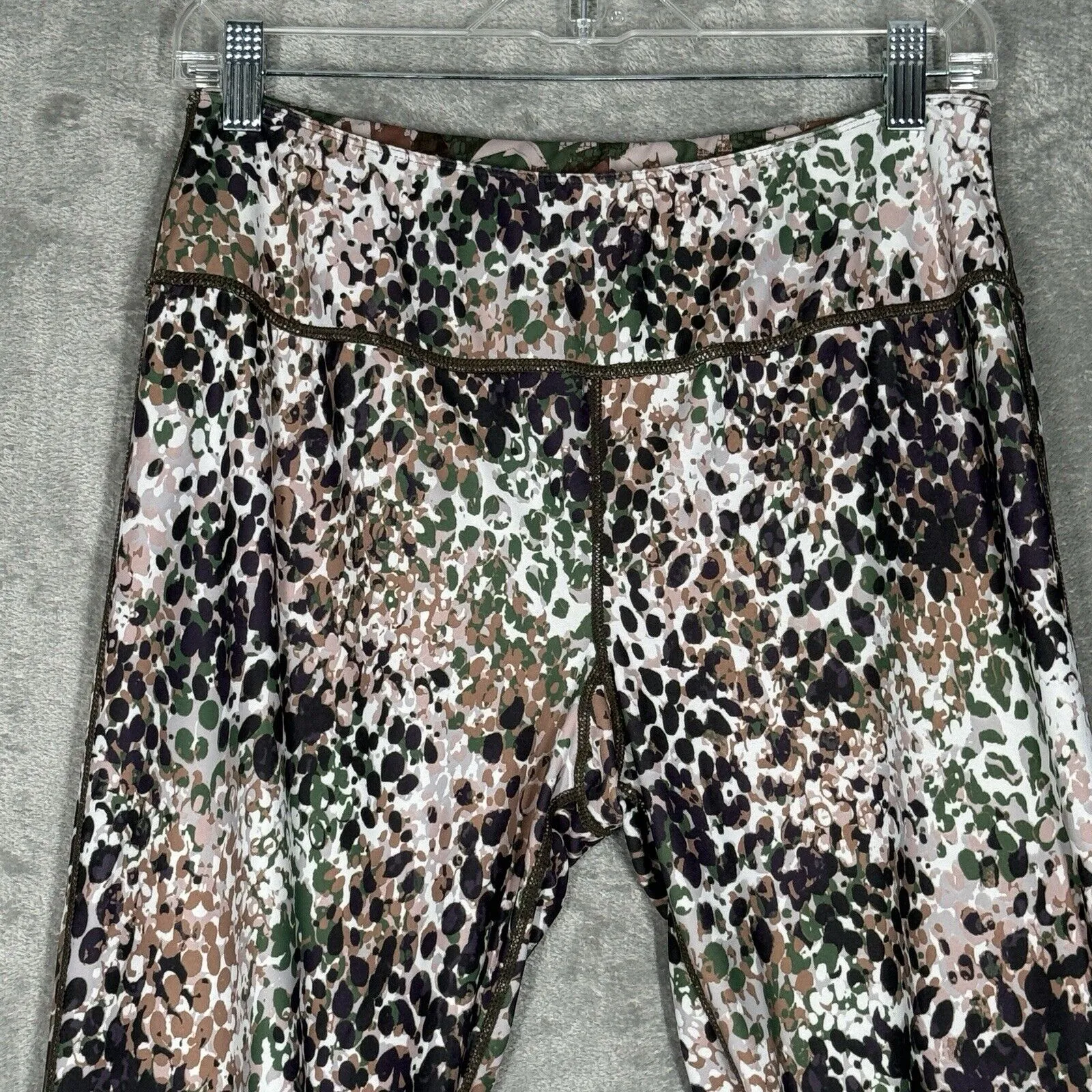 MP Pants Womens Large Brown Green‎ Reversible Leggings Cheetah Camo Casual Gym - Image 8
