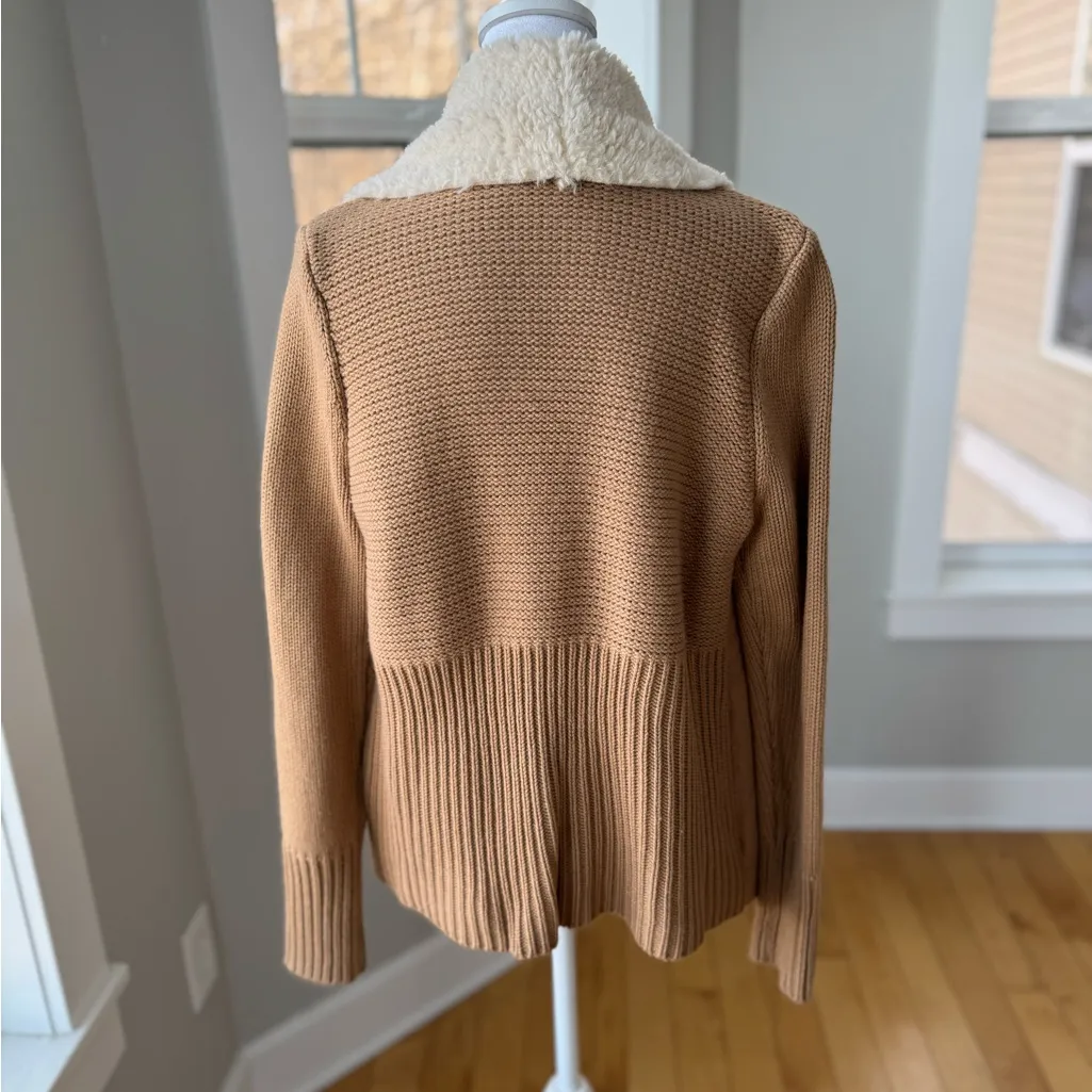 New York & Company Tan Ivory Faux Suede Sherpa Sweater Jacket Coat Size Medium - Image 4