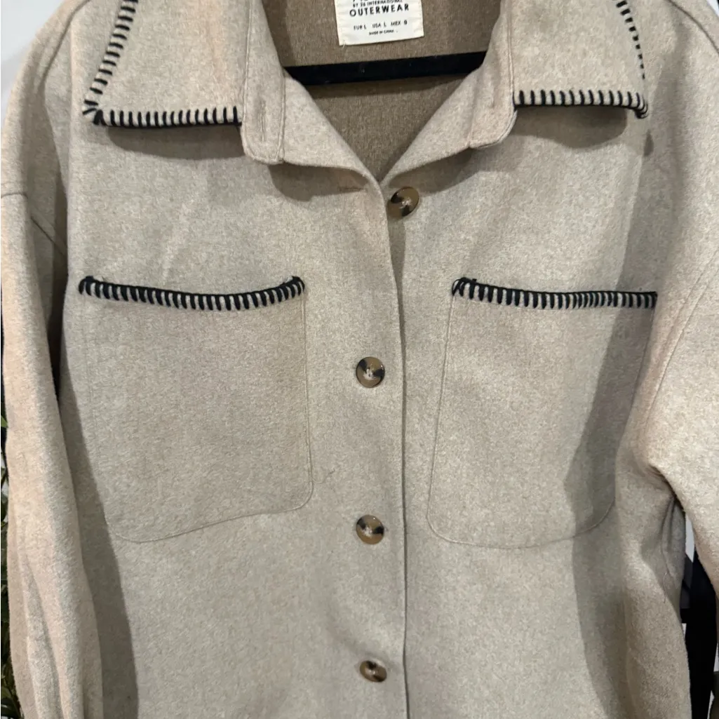 Ashley Outerwear  Beige Utility Jacket Shacket size large - Image 5