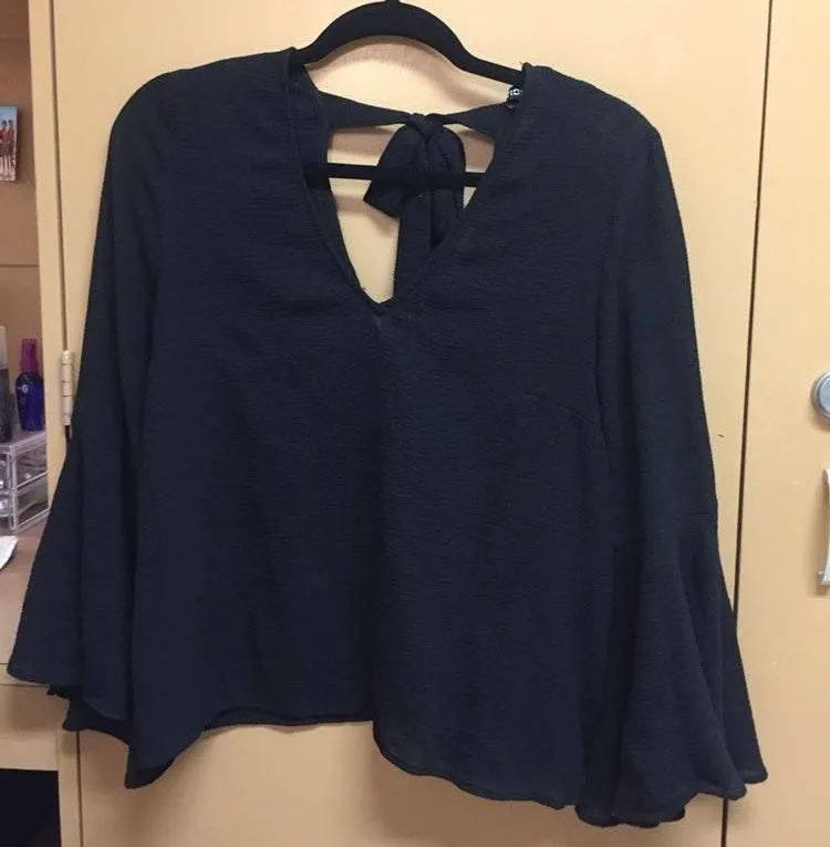 Black Long-Sleeve Shirt - Image 2