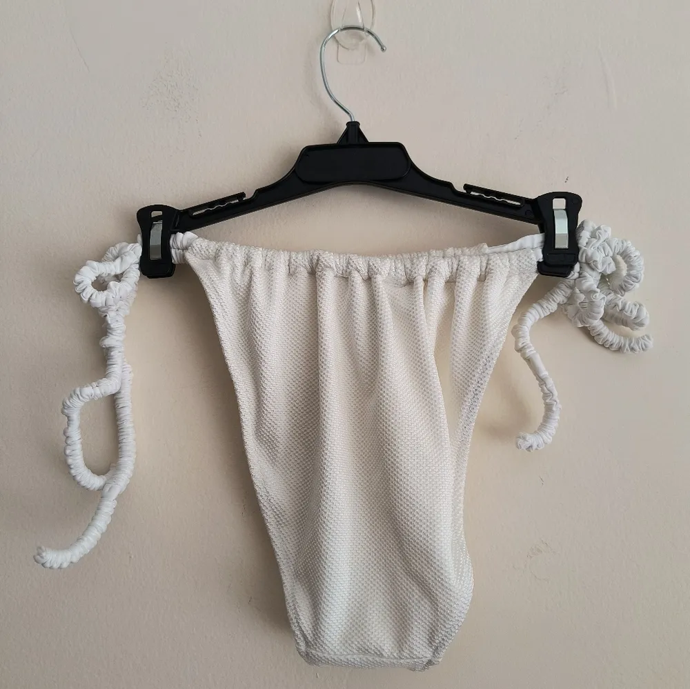 Aerie White Crinkle Triangle Top Two Piece Bikini XL - Image 5