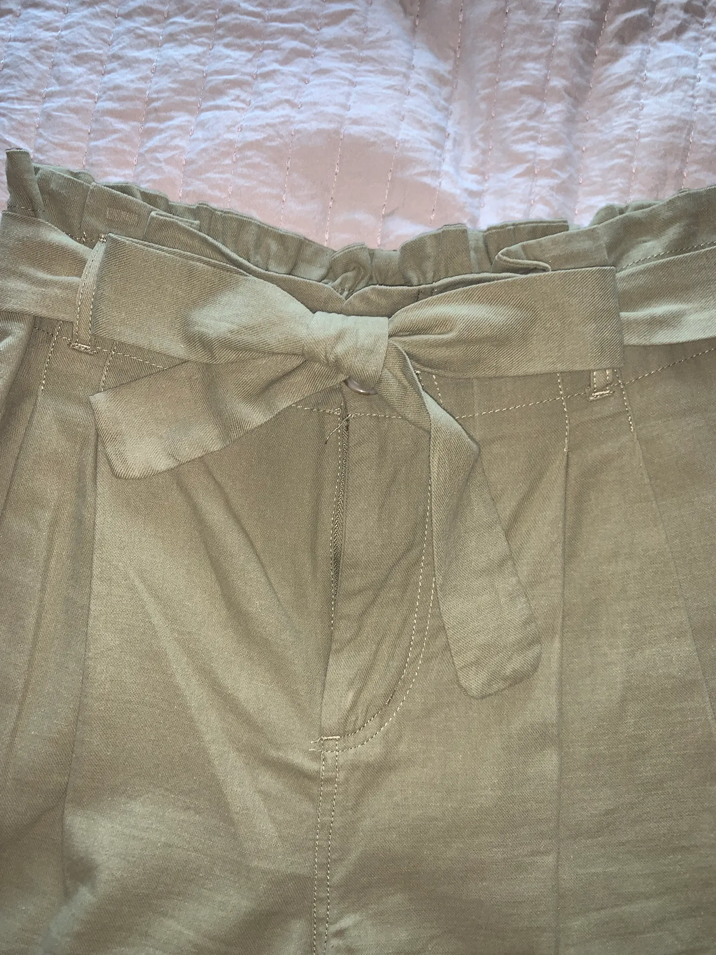 Green Paper Bag Shorts Size L - Image 2
