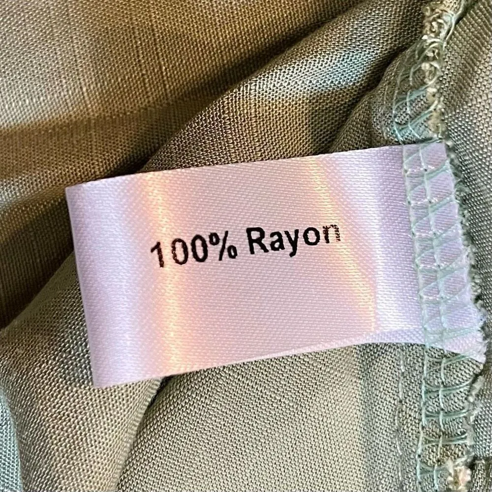 NWT Yak & Yeti Ruffled V - Image 7