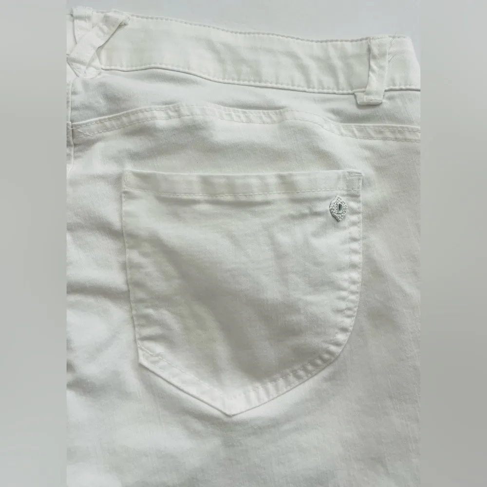 DEMOCRACY Ab Technology White Cropped Jeans Size 16 - Image 8
