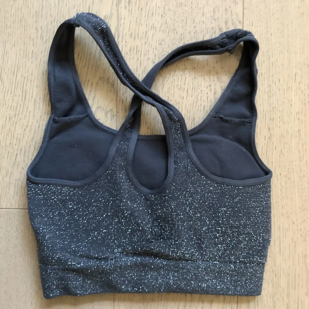 Phat Buddha One Size Greenwich grey seamless glittery racerback sports/yoga bra - Image 2