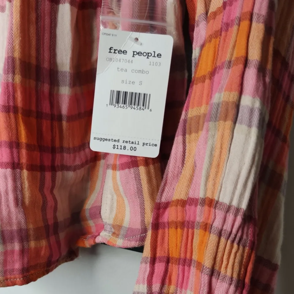 we the free Siena plaid pullover size S - Image 7