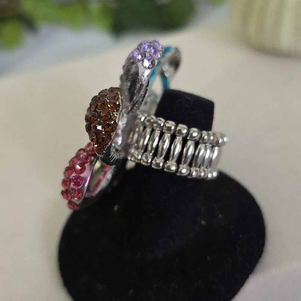 Large Statement Multi Color Bow Stretch Ring Red - Image 5