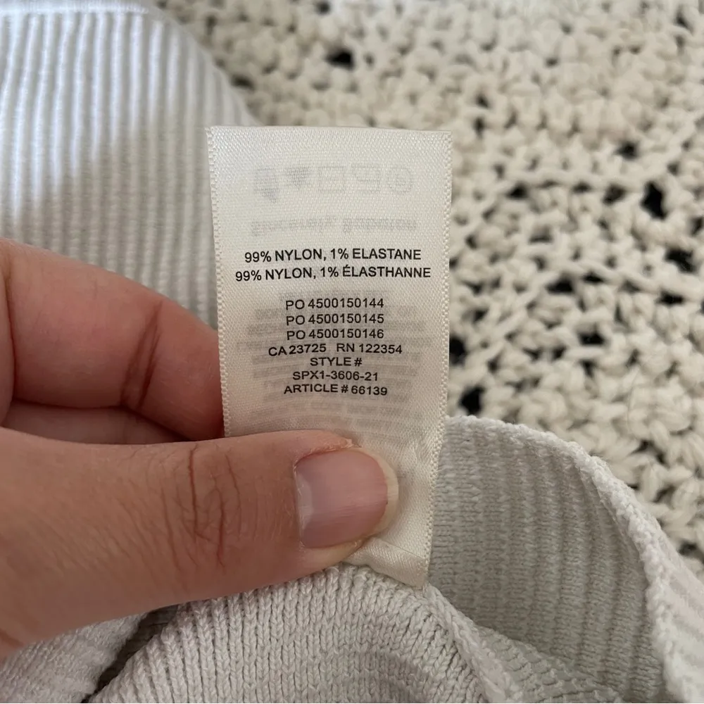 Babaton Aritzia Sculpt Knit Square Neck Crop Tank Top Bone White (XSmall) - Image 6