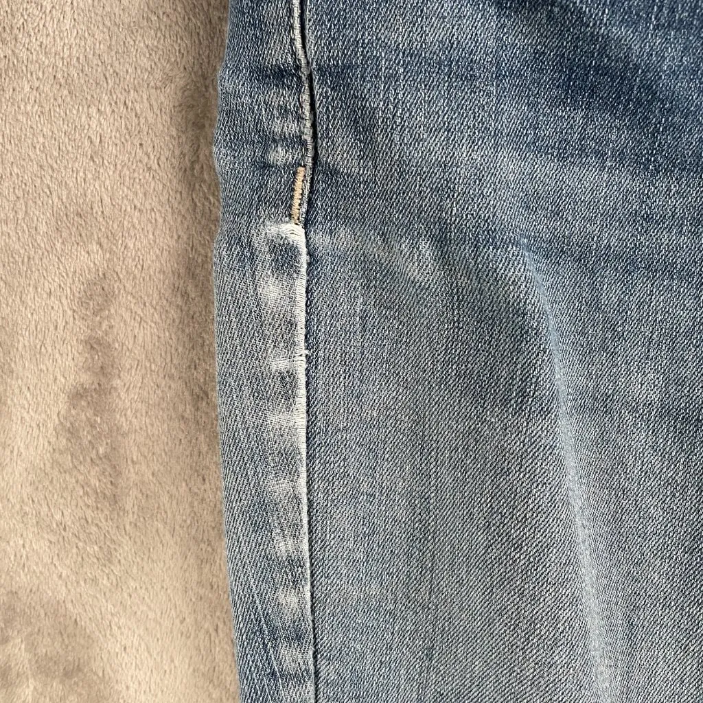 Signature Levi Strauss Mid Rise Bootcut Jeans Women’s 10 W30 L34 Distressed Blue - Image 10