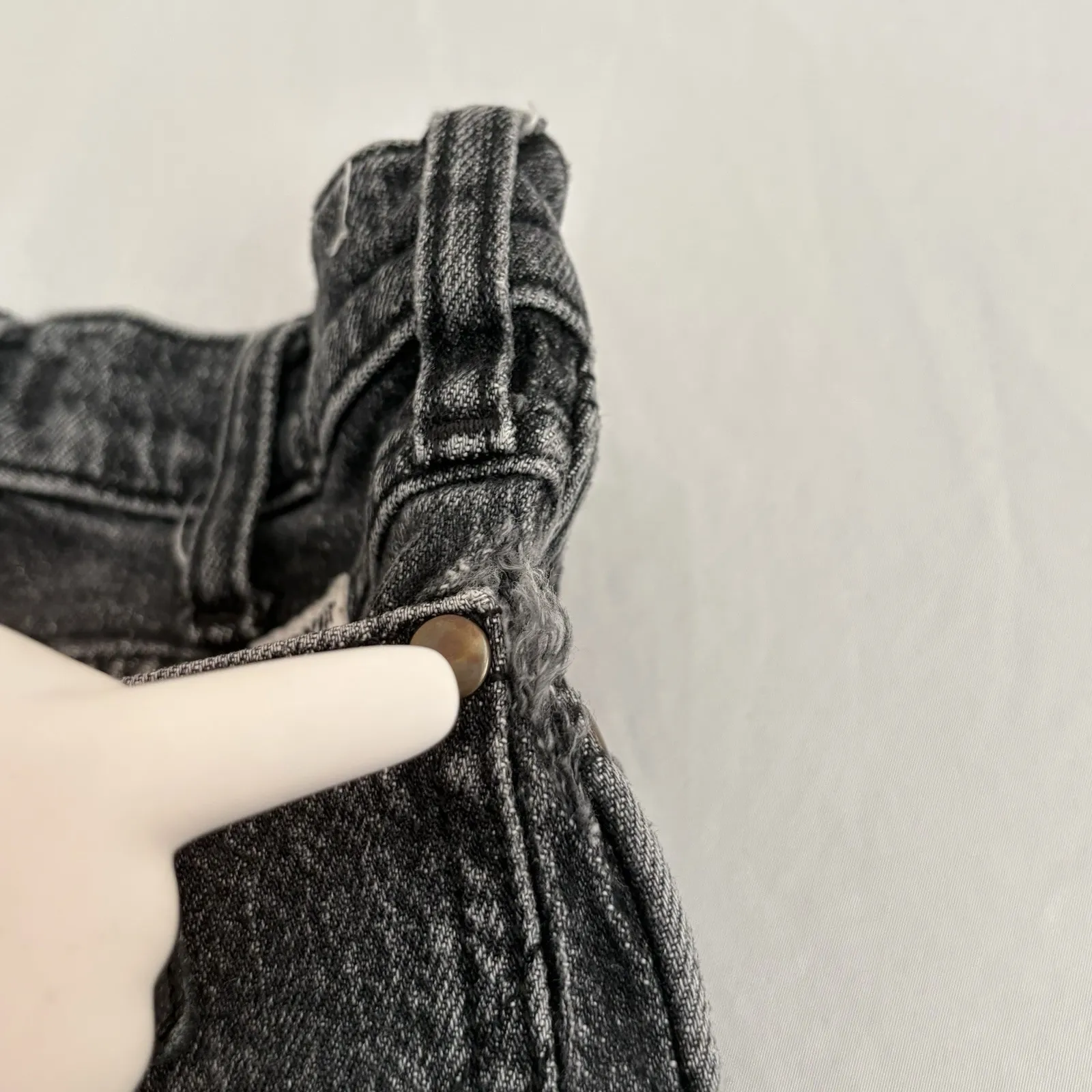 Wrangler Worldwide 661 High Rise Womens Fits 24x28 Wide Leg Jeans Distressed - Image 6