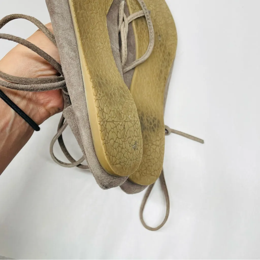 Steve Madden Eleanor Suede Lace-Up Ballet Flats Taupe Size 7.5 - Image 9