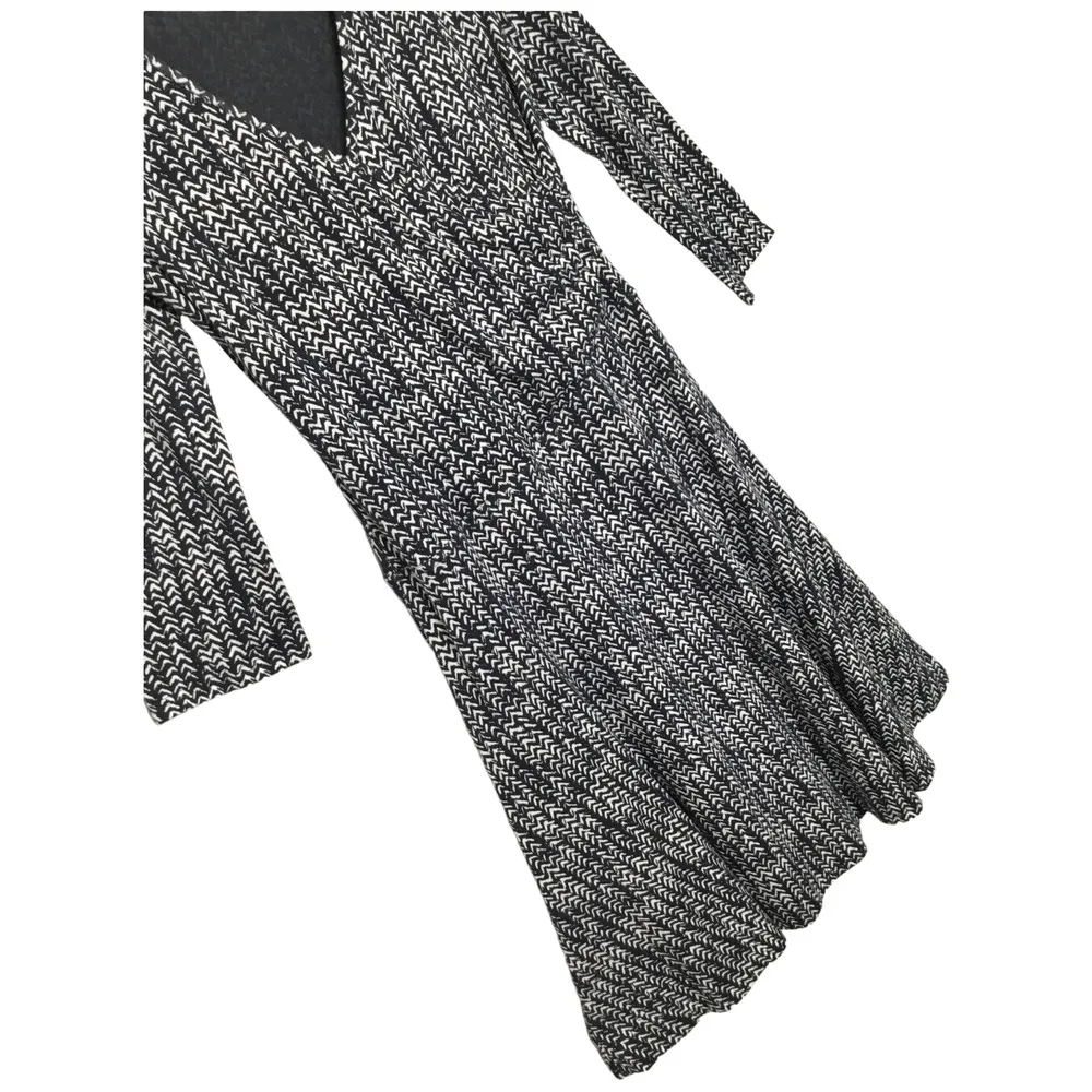 Garnet Hill Brianna Surplice Soft Jersey Knit Faux Wrap Lined Dress Navy S - Image 4