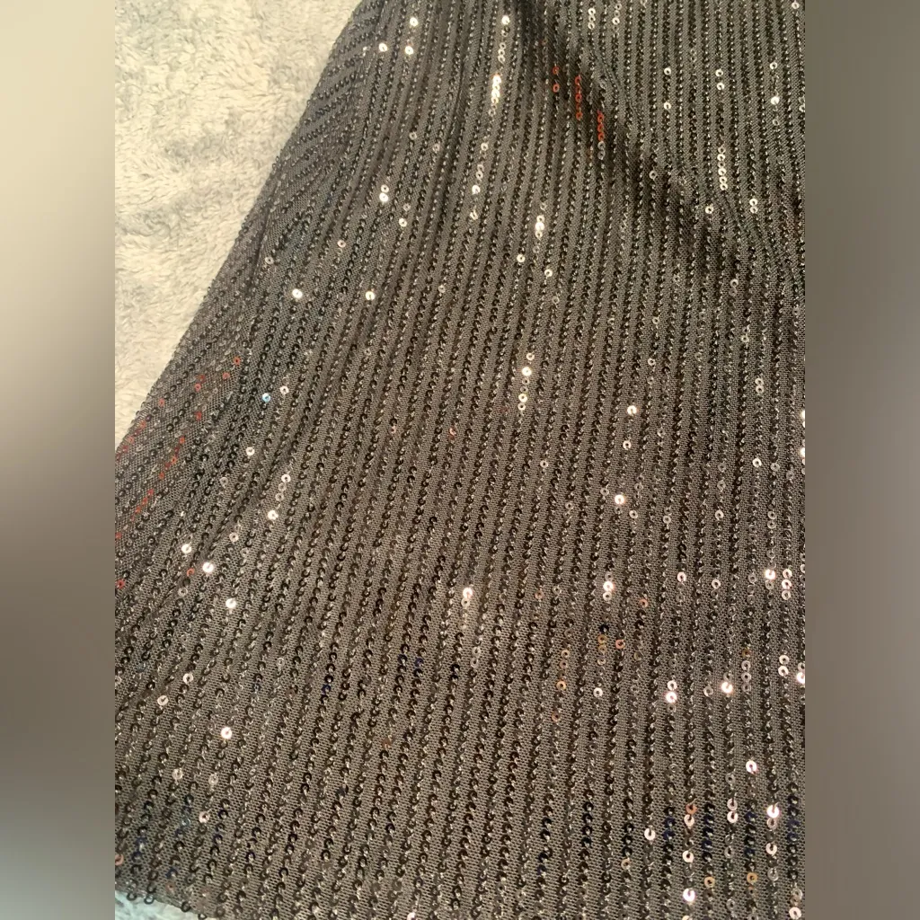 Motel rocks black sequin mini dress large - Image 3