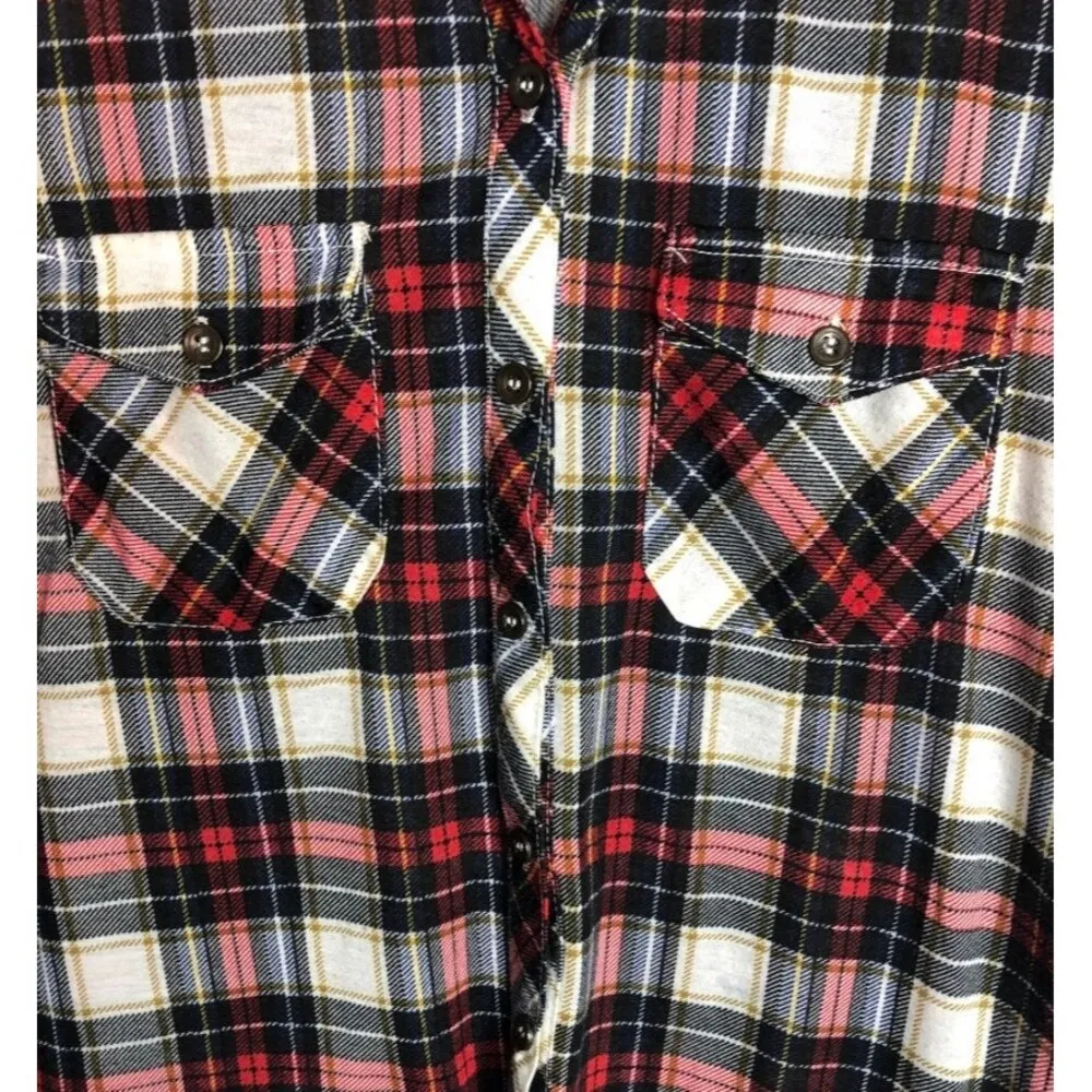 Polly & Esther Plaid Button Down 3/4 Sleeve Shirt - Image 3