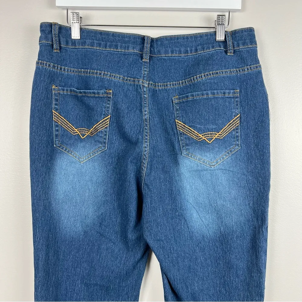 Awesome Mid Waist Wide Leg Jeans, lightly distressed, comfy, boot/bell bottom XL Blue - Image 7